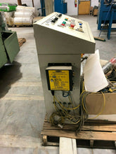 Load image into Gallery viewer, 200 Ton Hydraulic Cutting Press