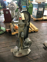 Load image into Gallery viewer, Stimpson – Auto Feed Grommet Rivet Pedal Machine