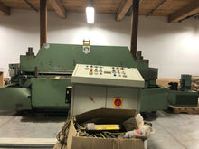 Load image into Gallery viewer, 200 Ton Hydraulic Cutting Press