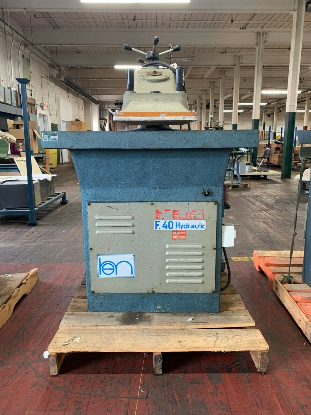Hudson F.40 - Hydraulic Swing Arm Clicker Press