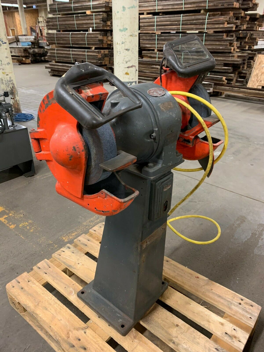 Bradford Admiral - Heavy Duty Pedestal Dual Grinder